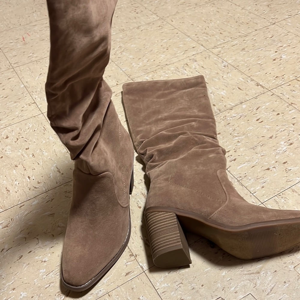 Knee high boots high heel